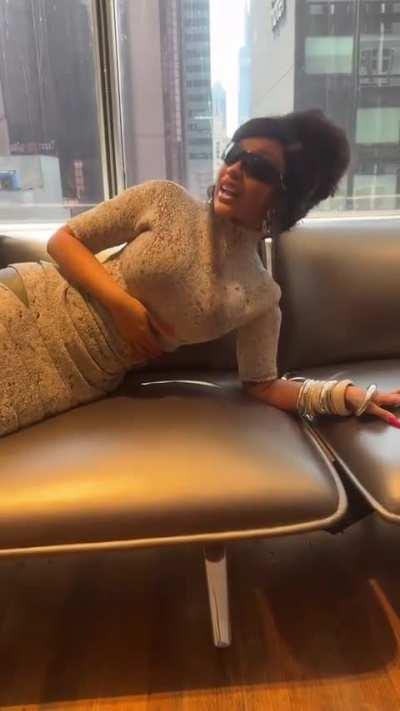 Cardi twerking on couch