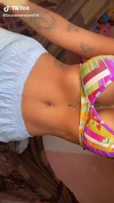 bruna menezes (@brunamenezes016)