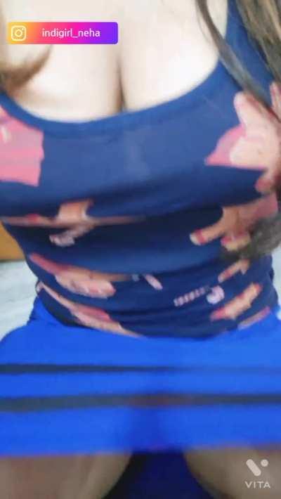 I luv blue but i love red one too...well which is your fvrt 🥰🤩😍