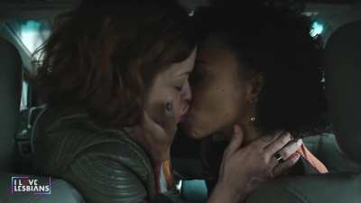 Stella Rabello (48) & Kenya Barbara (34) - 