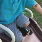 This kid is always gonna be afraid of frogs