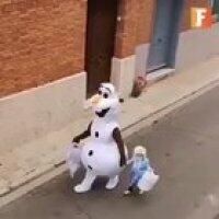 Ir a tirar la basura con estilo