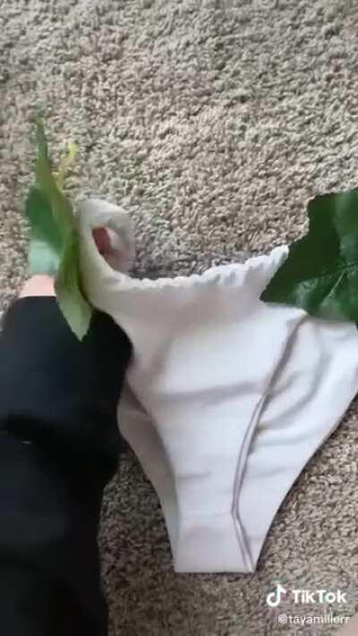 Taya debuted a new cosplay in honor of Earth Day today #DC