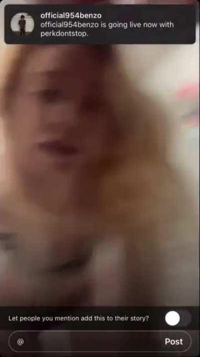 Titty flash and twerk