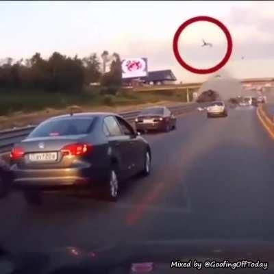 Wendy I Can Fly! (Why You Should Wear Your Seatbelt)