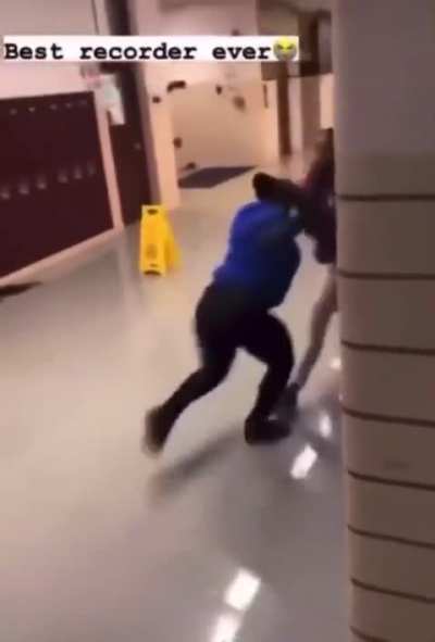 Slick mma enthusiast destroys p4p number 1 boxer with superior grappling