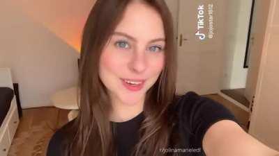 Jo needed a change🤎 #newhair #blondetobrunette