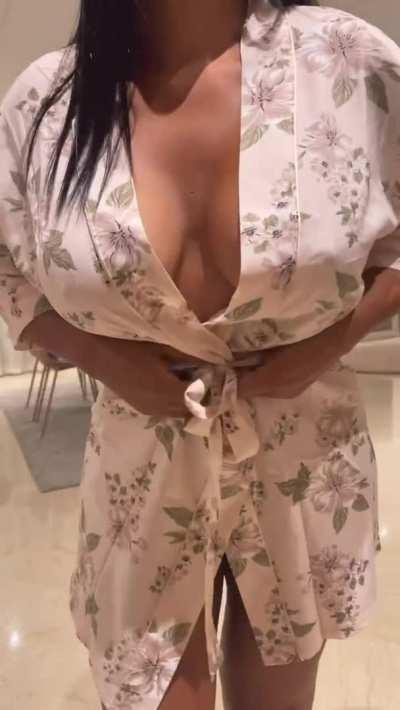 Are you gonna delete all my nudes if you ever decide to get married ?