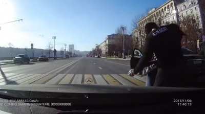 Road Rage Fight Between Pedestrian & Mercedes 