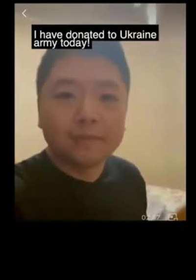 A Chinese citizen being stuck in Ukraine send a message to their governments and people back home about this nonsense war