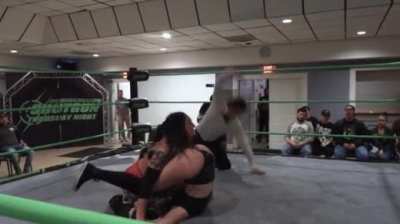 Kris statlander slams and pins scarlett bordeaux 