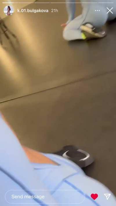 K.01.bulgakova booty is blue.