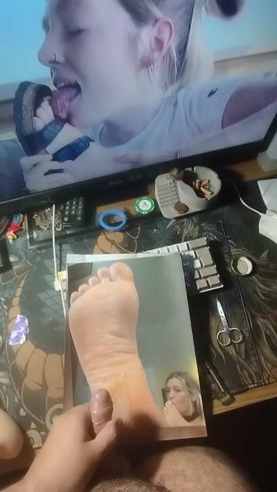 Just a few strokes and already exploded