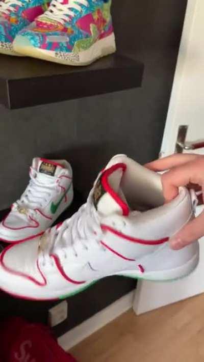 Some of you guys asked for a more detailed room tour. Any question on W2C feel free to ask!