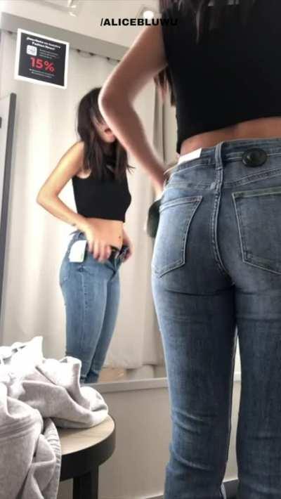 A sneak peak into my changing room [f]