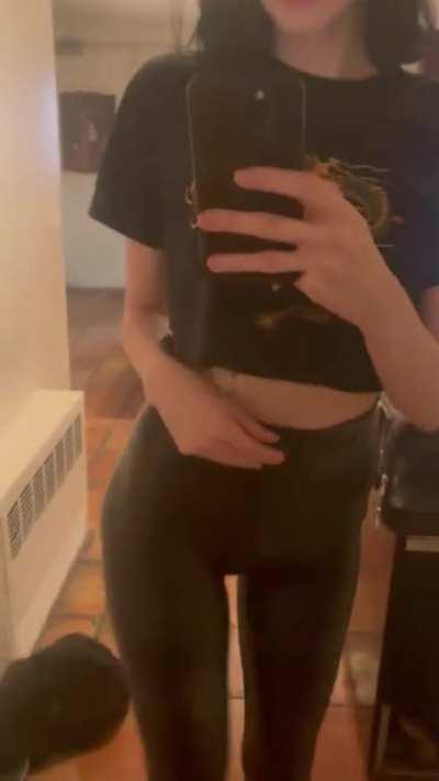 Charlotte casually being the hottest woman alive...again