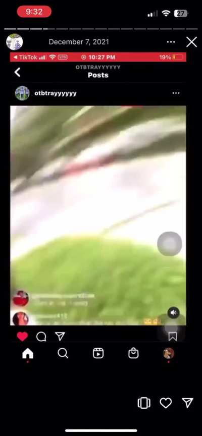 Cafe-ear mage is ambushed and defeated while livestreaming.