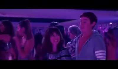 Anne Hathaway wants to get fucked in the club