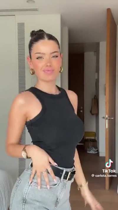 Madre mía vaya 🍒 y que buena que esta