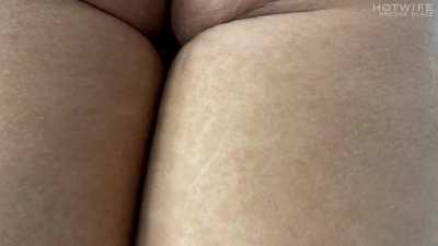 Look at the huge gooey creampie he leaves after I tell him to cum in my 🐈