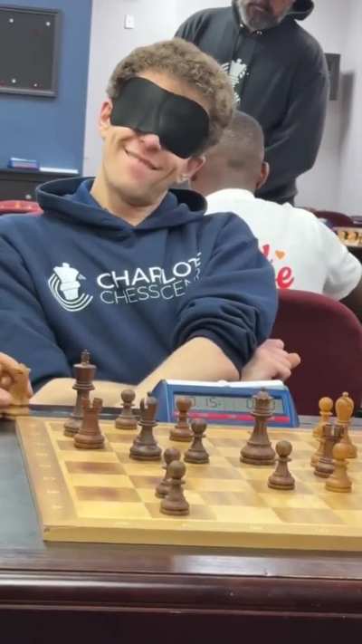 Grandmaster Daniel Naroditsky wins a chess bullet game blindfolded