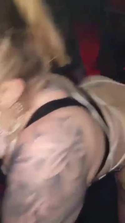 Just my typical bad behavior 😈 (@ale.camara)