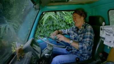 Whole Top Gear summarized in 20 seconds