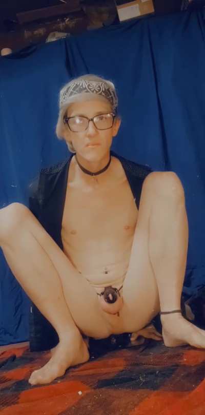 She's SO FUCKING HOT