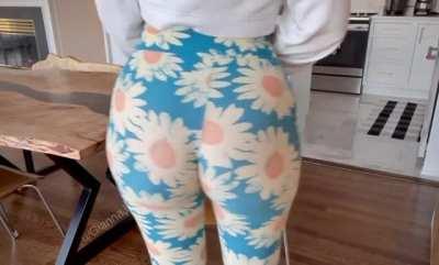 These yoga pants are so thin you can see every jiggle and bounce