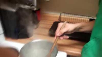 An old but gold dad joke video