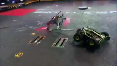 Wrecked by a rake - Robot wars