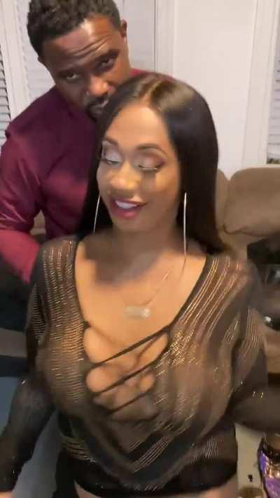 Eddie Winslow actor Darius McCrary is down bad in the streets with TS onlyfans star!