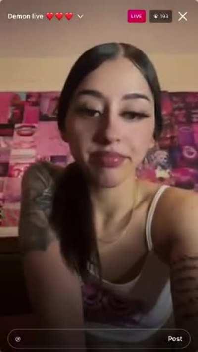 @theonlyrenaaa titty flash few minutes ago