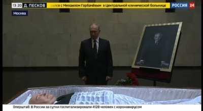 Putin laid flowers at the coffin of Gorbachev in the Central Clinical Hospital of Moscow, where Vice President of the Russian Lukoil Ravil Maganov accidentally fell out of the window this morning. A very strange coincidence.