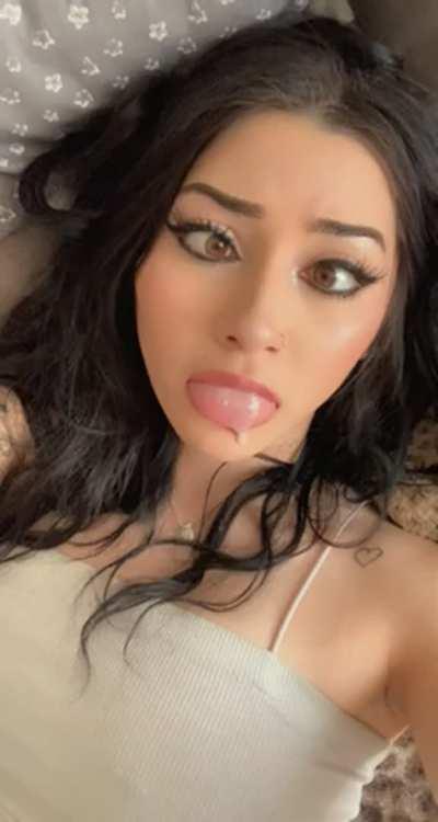 Brown eyed princess 💞 (OC)