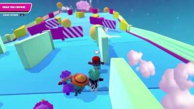 I was leading 3/4 of the way up Fall Mountain then got absolutely smashed through the map.