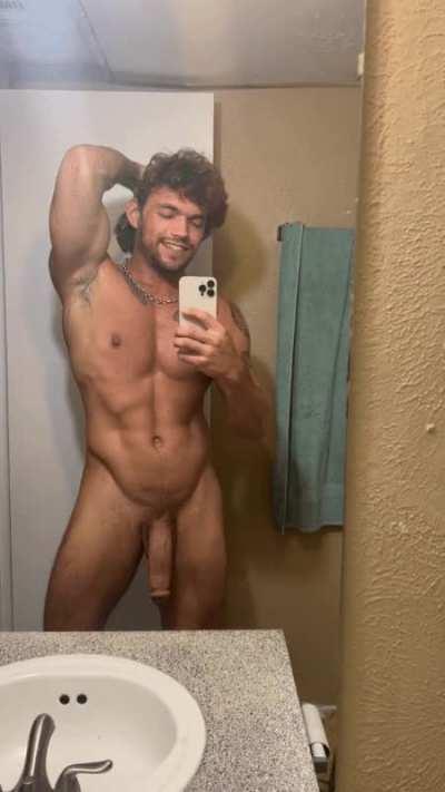 Get on your knees and catch it in your mouth 😜😛