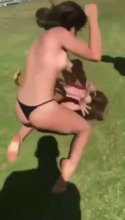 Bikni Fight