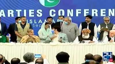 There is significant meme potential in this Bhutto reaction