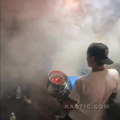 A ver si les llega un poco hermanos.