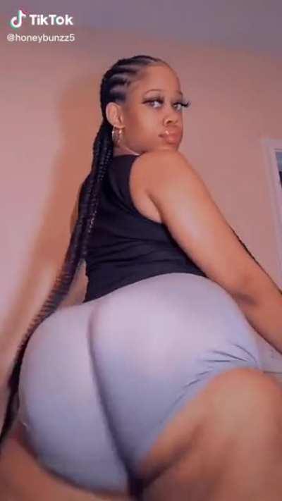 Sweet like Honeyy!! 🍯🍯🤪💦