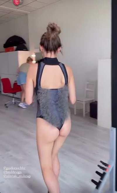 Sophie in slow-motion