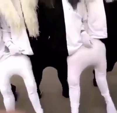 The marching wall of illusion