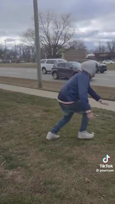 Is this AI? Sometimes I do this when eating Arby’s also