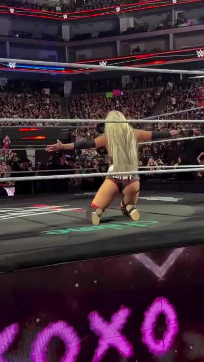 Liv Morgan RAW Fan Cam
