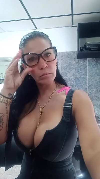 These latina moms...