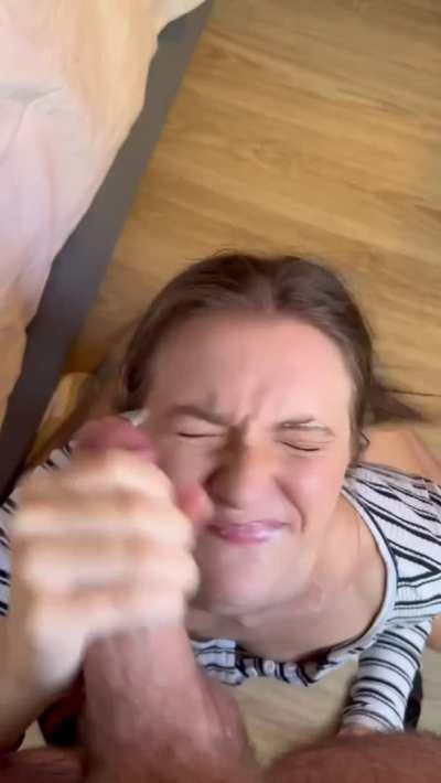 It just keeps cumming 🥵