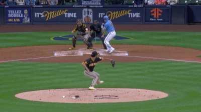 [Highlight] Gary Sanchez frames a pitchout