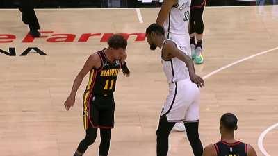 [Highlight] Kevin Durant and Trae Young go head to head. Get double technicals