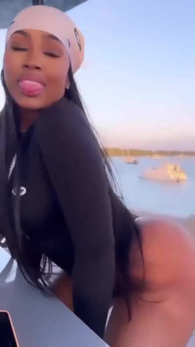 🍑🍑🍑🍑😍🍑🍑